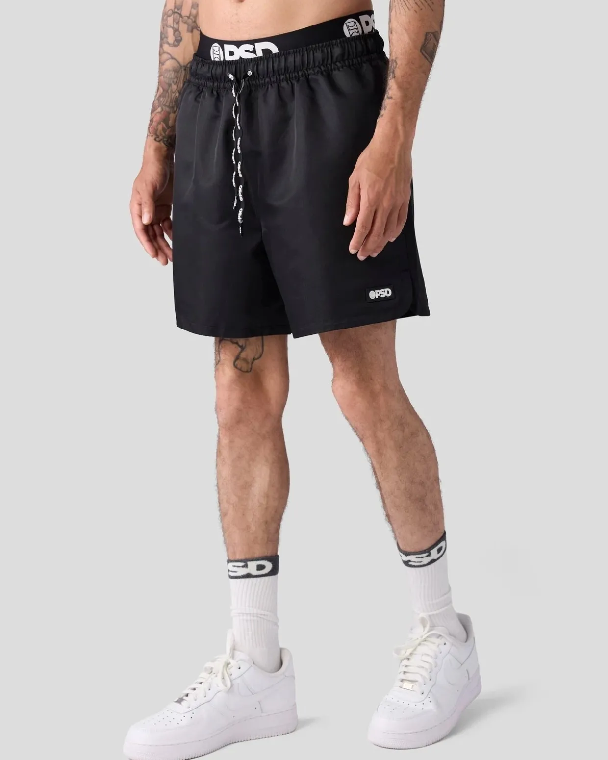 Black Essential Short