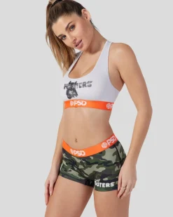 Hooters - Salute